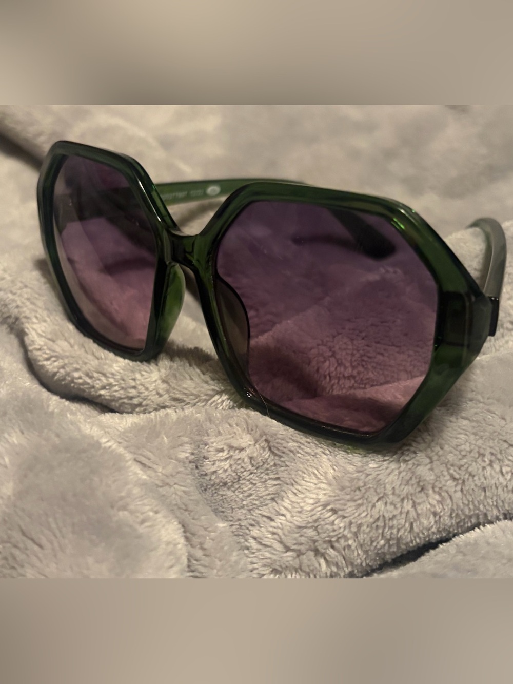 Oversized Green Geometric Sunglasses Purple Gradient Lens Retro Mod Statement